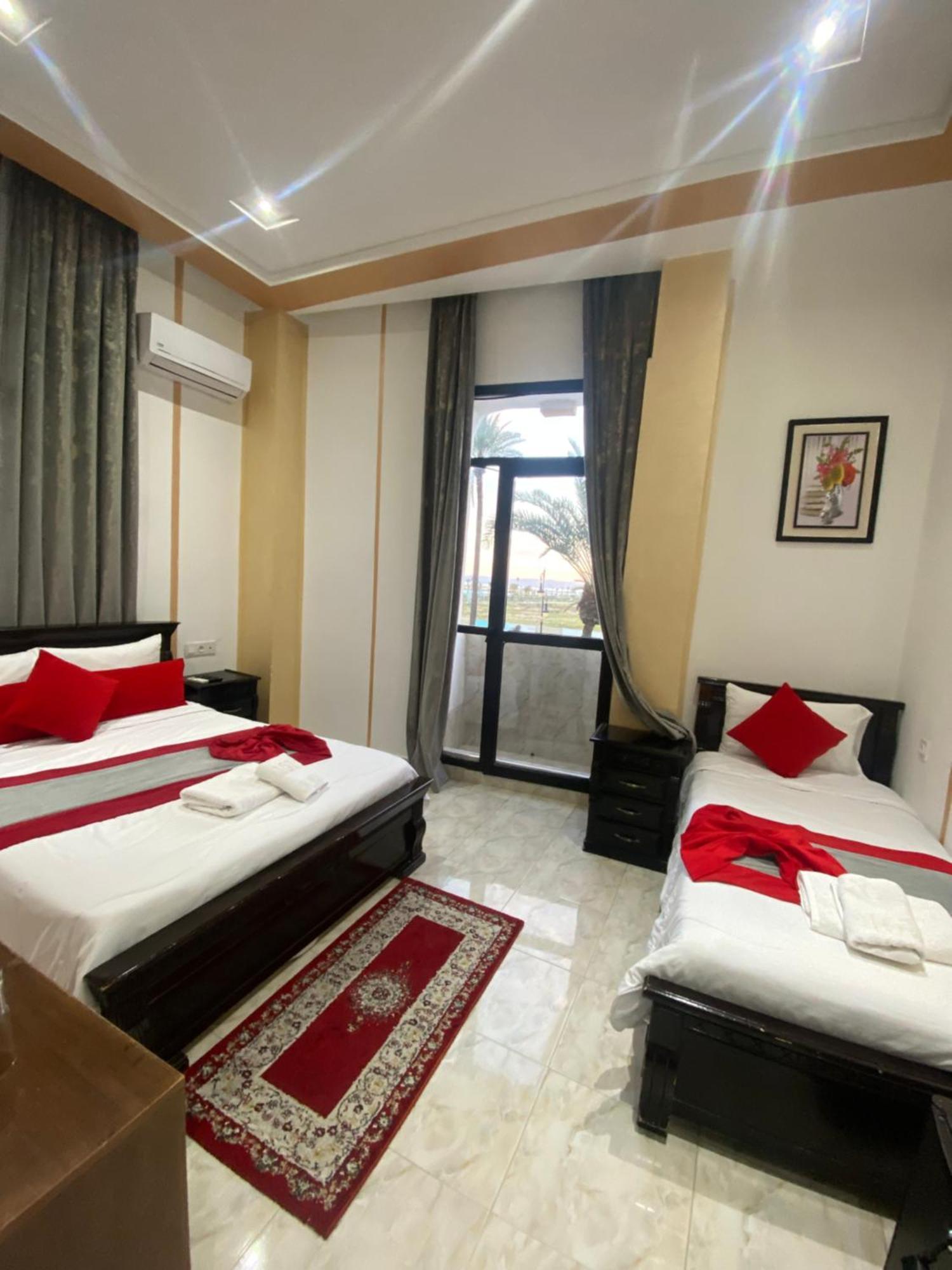 Hotel Biarritz 丹吉尔 外观 照片